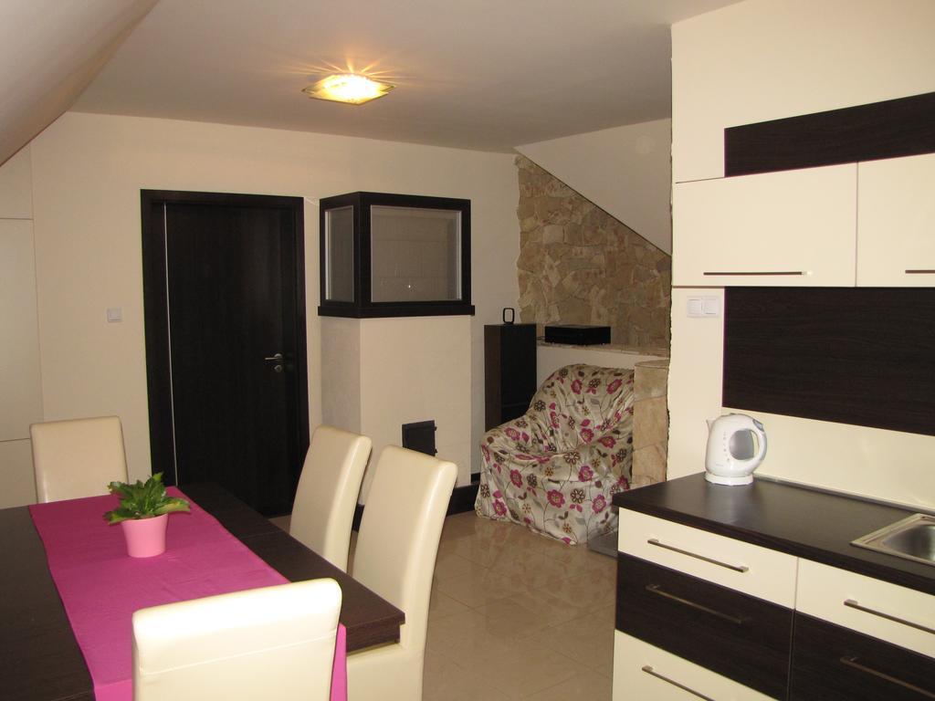 Oazis Apartmanhaz Хайдусобосло Номер фото